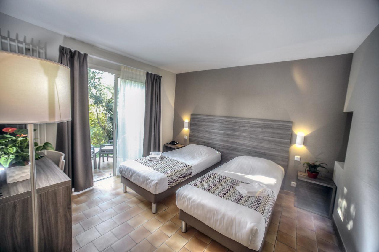 فندق La Tour Carree - Grasse Sud Peymeinade الغرفة الصورة